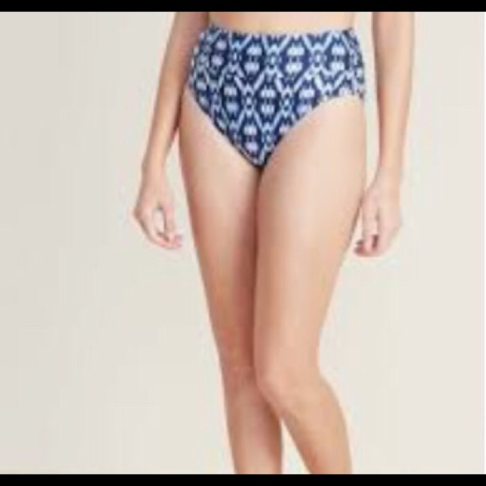 High waisted French cut swim bottom. Size M